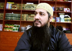 osbat al ansar sheikh abu sharif