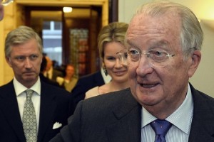 Belgian king Albert II,  w son and wife